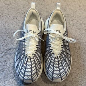 APL TechZoom Zipline Running Shoe - Size 6.5